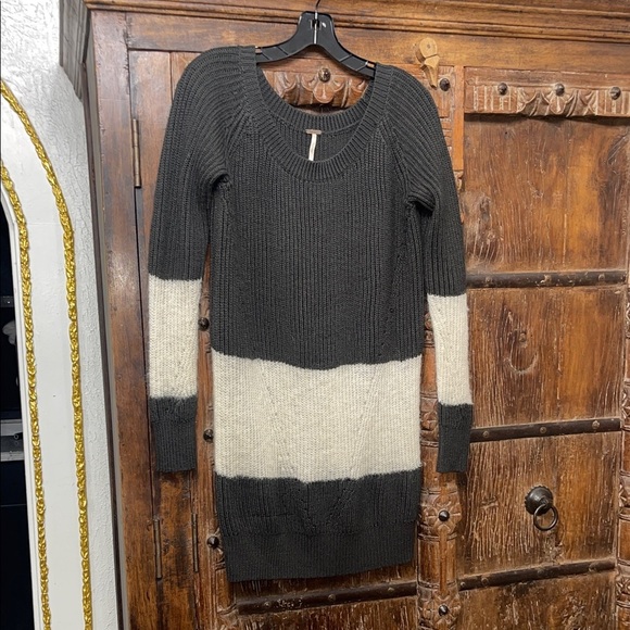 Free People Oversized Stripe Knit Sweater Tunic | Size S - Picture 1 of 6